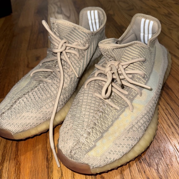 Yeezy Boost 350v2 Yeshaya size 10.5 men’s - NO box — barely worn - Picture 1 of 6